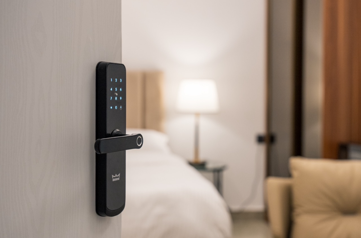 Ro استديو للإيجار بحي الملقا- اقتصادي